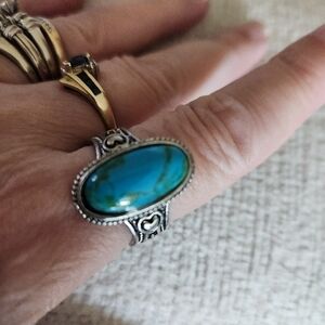 New Womens Turquoise Southwestern and Silver Ring